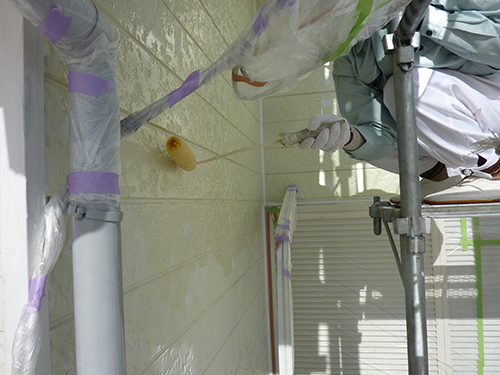 足場上から下塗り体験