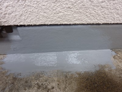 ウレタンを塗布したベランダ立上り